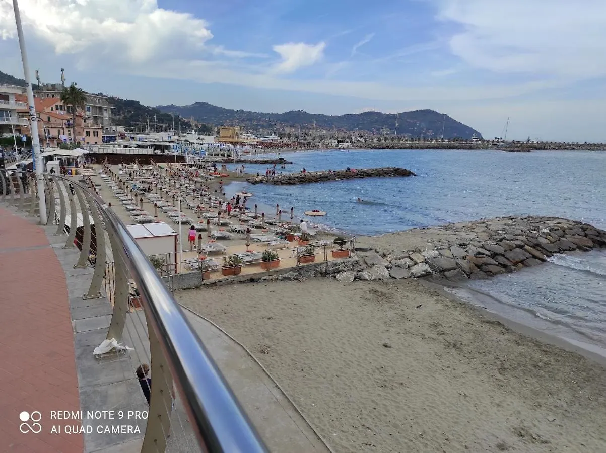 Pama Mar Apartment Imperia 0*,